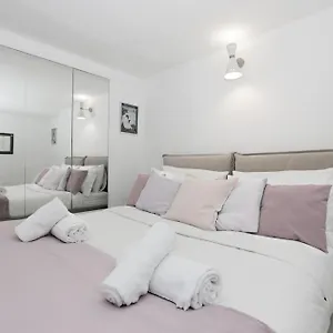  Appartamento Fashion Loft 8 Min To Duomo